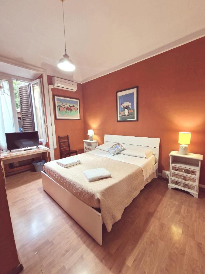 Casa Totti Bed & Breakfast Рим Екстериор снимка