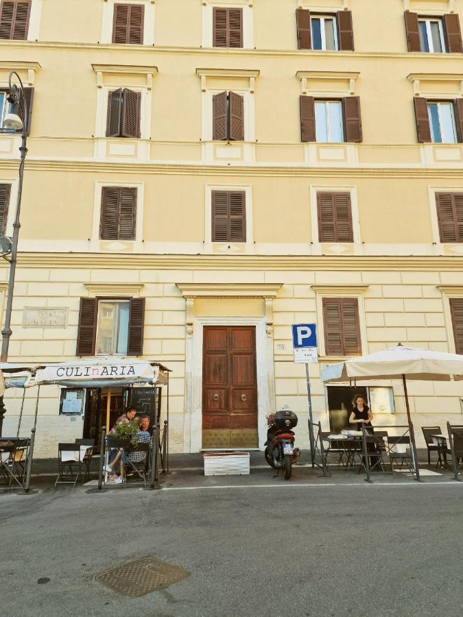 Casa Totti Bed & Breakfast Рим Екстериор снимка