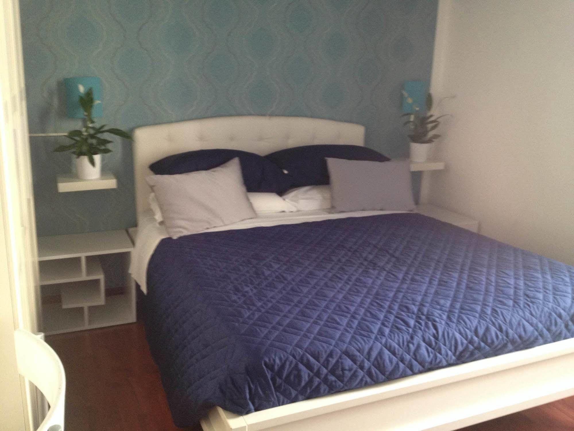 Casa Totti Bed & Breakfast Рим Екстериор снимка